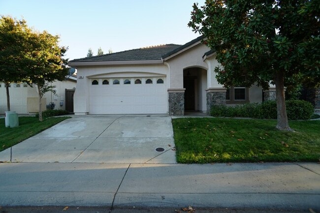 Building Photo - Charming 3 Bedroom Home for Rent in Crocker Ranch  Roseville!