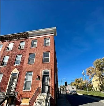 Photo - 3 Bedrooms 2.5 Bathrooms