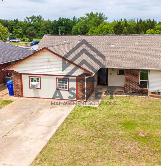 Building Photo - 4 Bedroom Rent to Own Home Available!