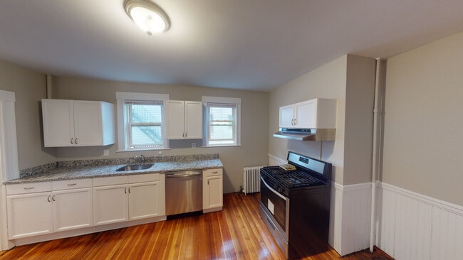 Photo - 72 Harlow St Unit 72