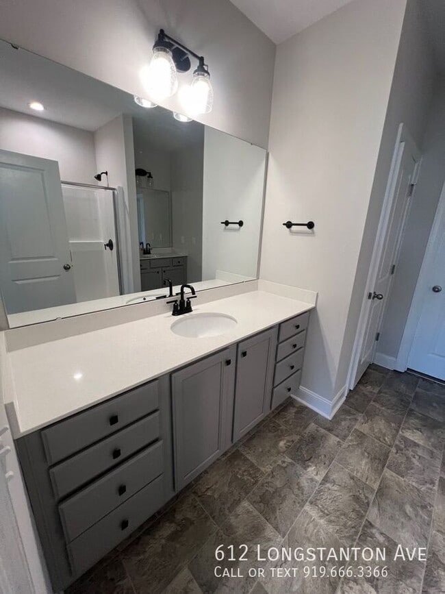 Photo - 612 Longstanton Ave