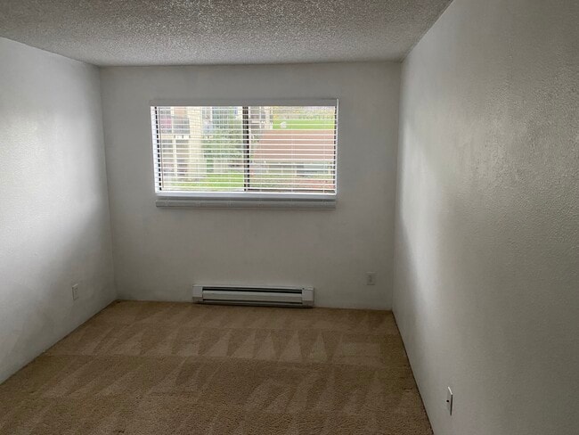 Photo - 2020 Grant Ave S Unit A205