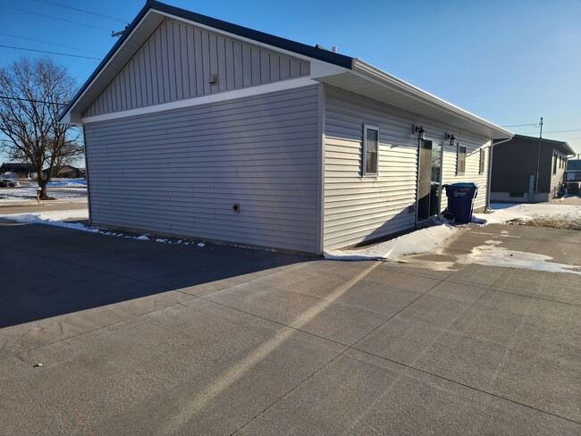 Photo - 1309 3rd St NW