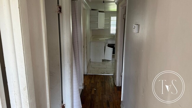 Photo - RATE DROP ALERT (was $1600/month)!