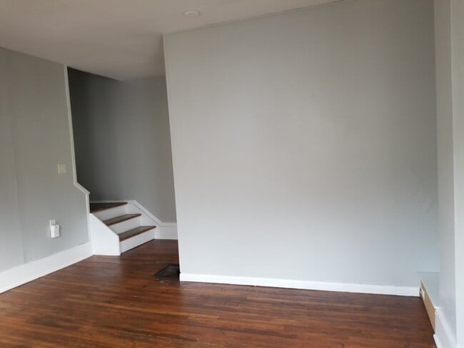 38 White St Unit Rear