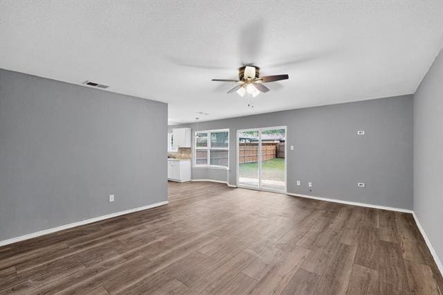 Photo - 5717 Macrae St