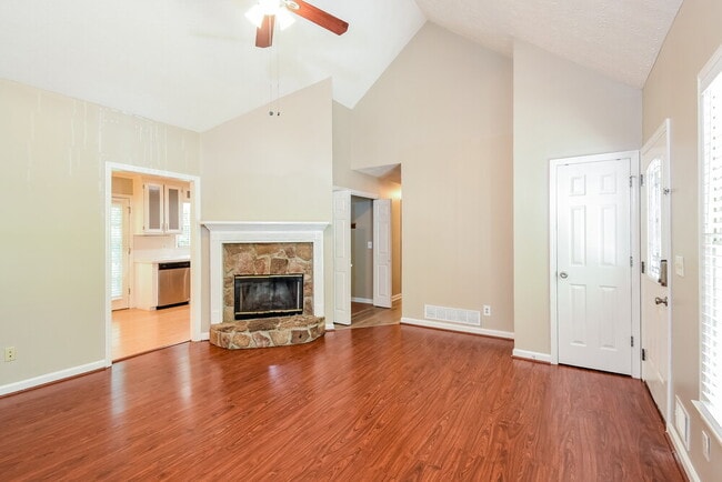 Photo - 503 Brooksdale Dr