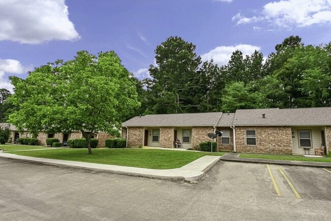 Photo - 427 Martin St