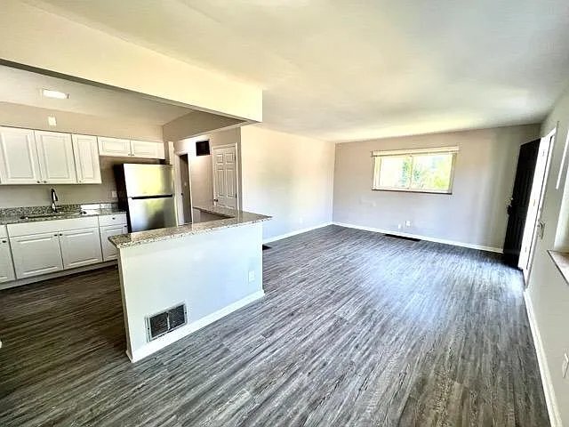 Photo - 2040 Faywood Dr