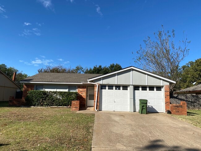 Building Photo - 5808 Woodsetter Ln