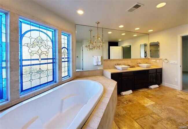 Photo - 18684 Santa Ramona St