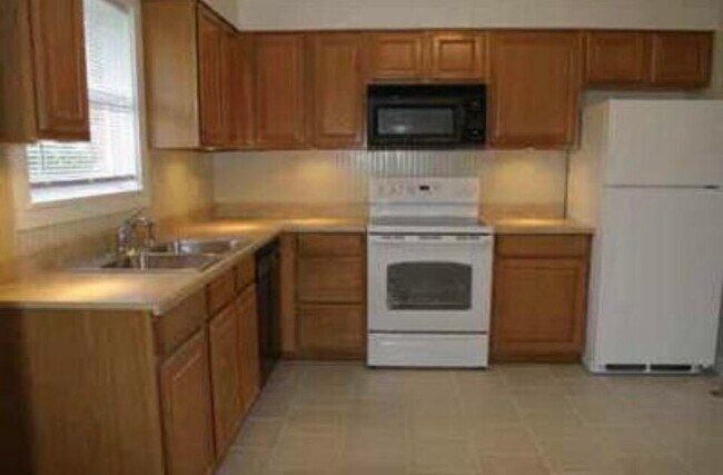 Photo - 1340 Ox Hill Dr