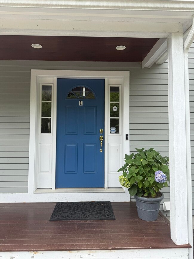 Photo - 116 Hilliard Rd Townhome