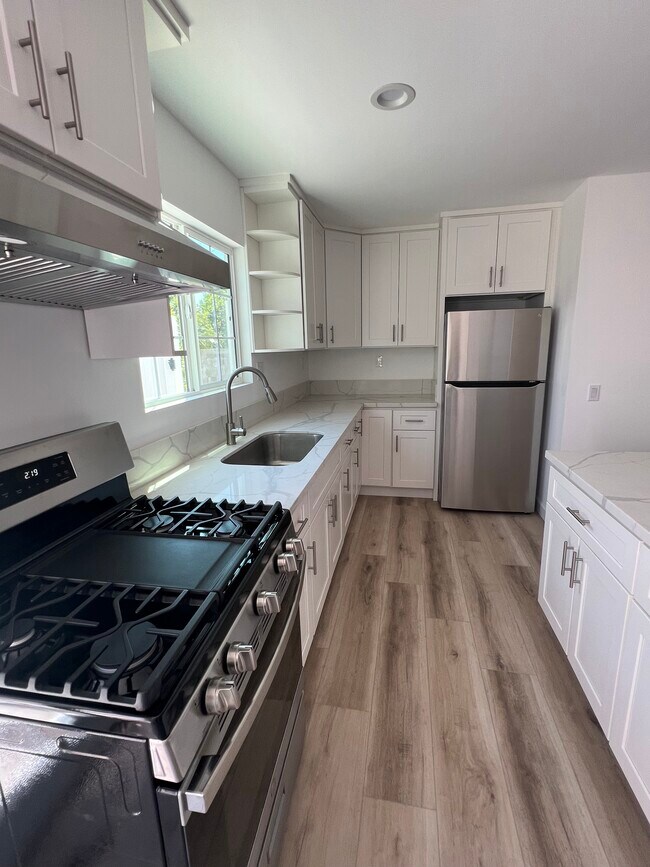 Photo - 17934 Tribune Pl