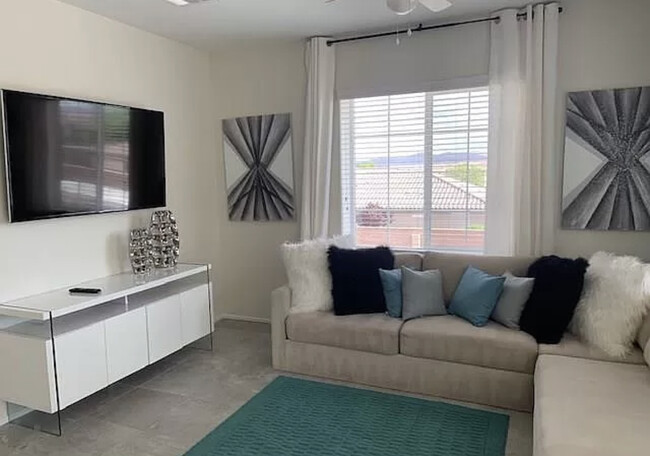 Living Room - 8577 Insignia Ave Townhome