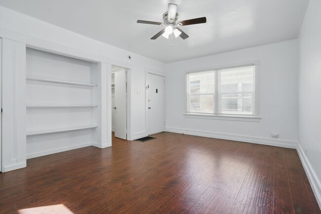 Photo - 3312 E 2nd Street