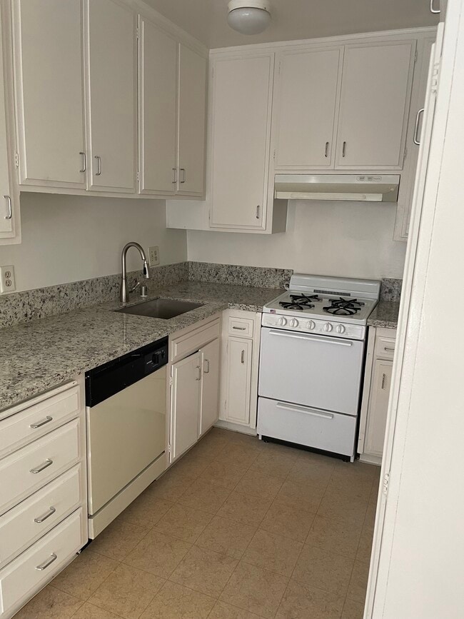 Photo - 1440 Centinela Ave Unidad Apt 6