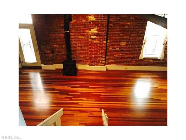 Photo - Gorgeous Loft At The Center Of It All Downtown!