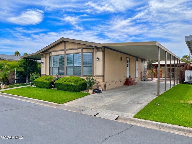 849 E Avenue I