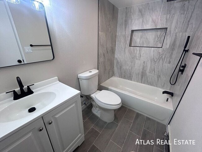 Photo - 551 S Fairfax St Unit 202