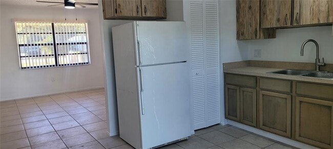 Photo - 2461 Dryer Ave