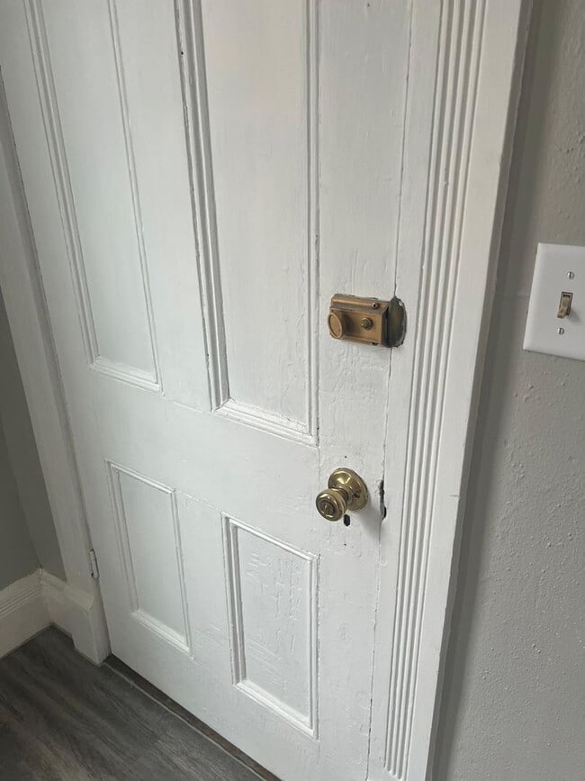 FOR RENT Newly renovated home in Neenah! Rental House Rental in