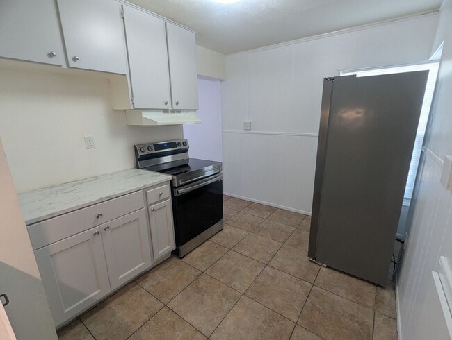 Photo - Charming and Spacious 3-Bedroom Home for Rent, furbabies are Welcome!