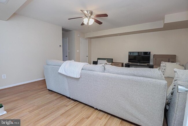 Photo - 5478 Cedar Ln Unit A4