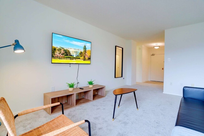 Photo - 1600 S Eads St Unit FL10-ID1022416P