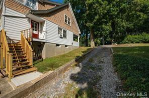Photo - 259 Woodbine Ave