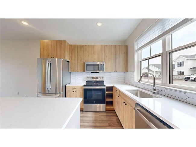 Photo - 1411 190th Ave NE