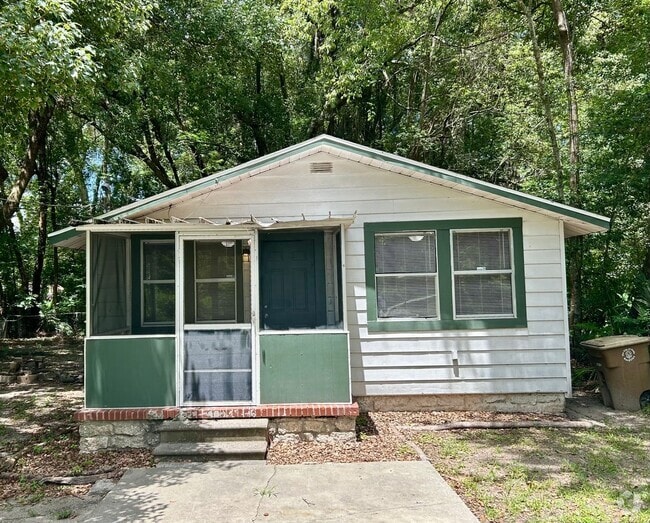 Building Photo - Remodeled 2 bedroom 1 bath in Ocala Rental