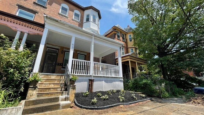 Photo - 939 S Saint Bernard St Unit Apt 3