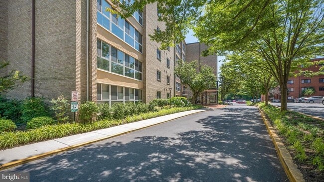 4970 Battery Ln Unit 104