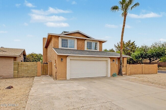 Photo - 2457 W Redfield Rd