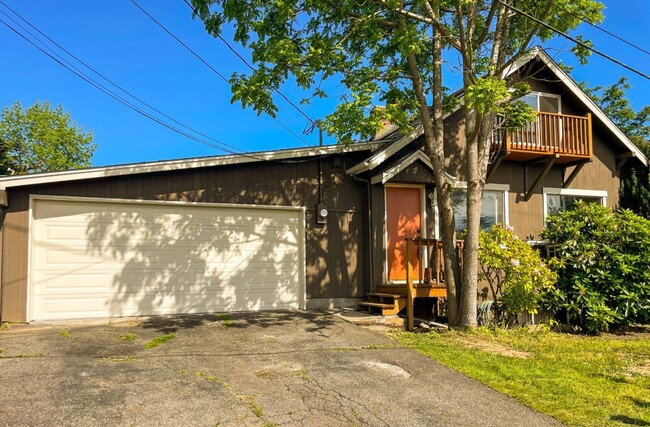 3Bd/2Ba Shoreline House - 3Bd/2Ba Shoreline House