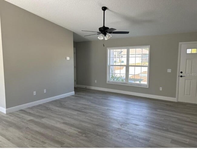 Photo - 2434 W Menores Dr