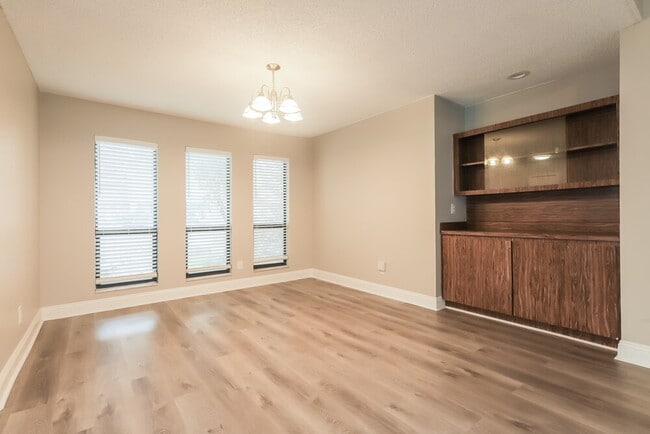 Photo - 34438 Cedarfield Dr