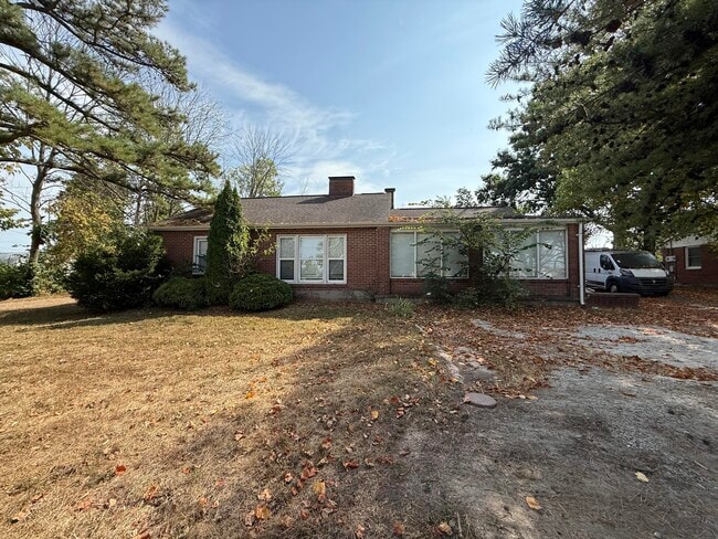 Building Photo - 2910 Mexico Gravel Rd Rental
