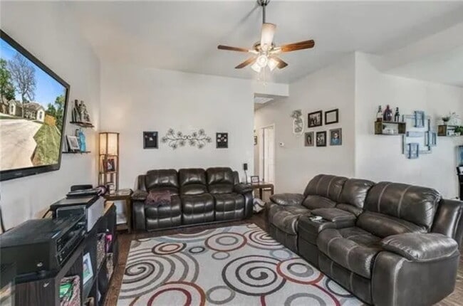 Photo - "Spacious 3-Bedroom Duplex with Granite Touches !" Unit #1