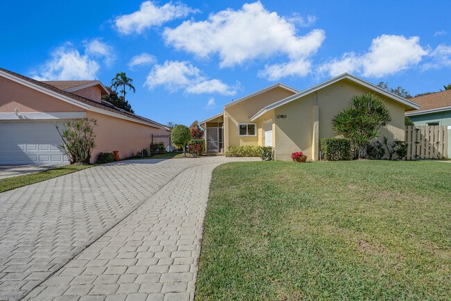 Photo - 1080 NW 20th Ave