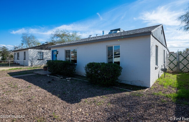 Photo - 416 E Linden St