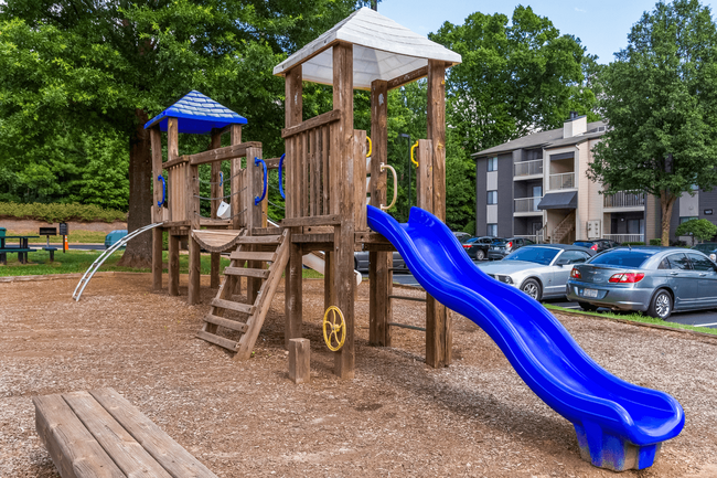 The Parke at Trinity Apartment Homes For Rent in Raleigh, NC | ForRent.com