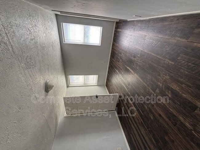 Photo - 117 Columbia St