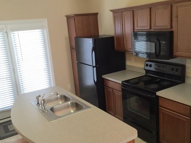 Photo - 4011 Tarrant Trace Cir