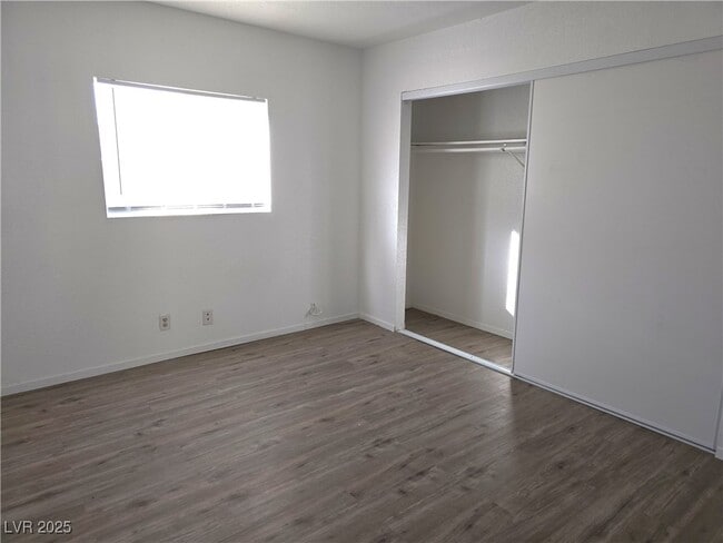 Photo - 1812 Fulstone Way Unit 2