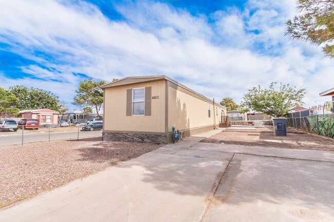 Photo - Incredible 3 bedroom, 1 1/2 bath mobile ho...