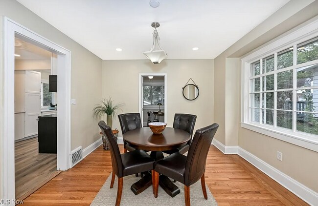 Photo - Modern & Charming 3-Bedroom Home