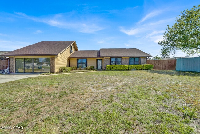 Photo - 7525 Melody Ln