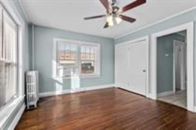 Photo - 2029 Swift St